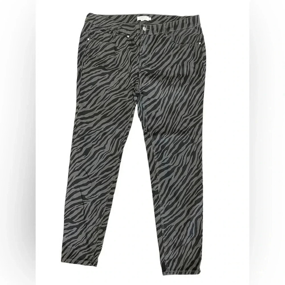 Molly Bracken Gabrielle Zebra  Print Jeans Size 14W - Picture 6 of 9